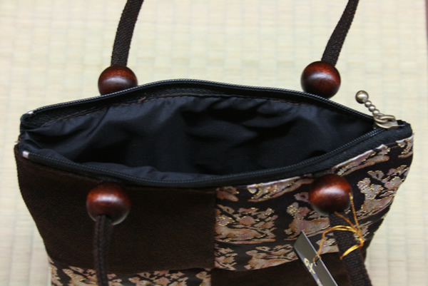 ���{�y�Y�E�a���o�b�O